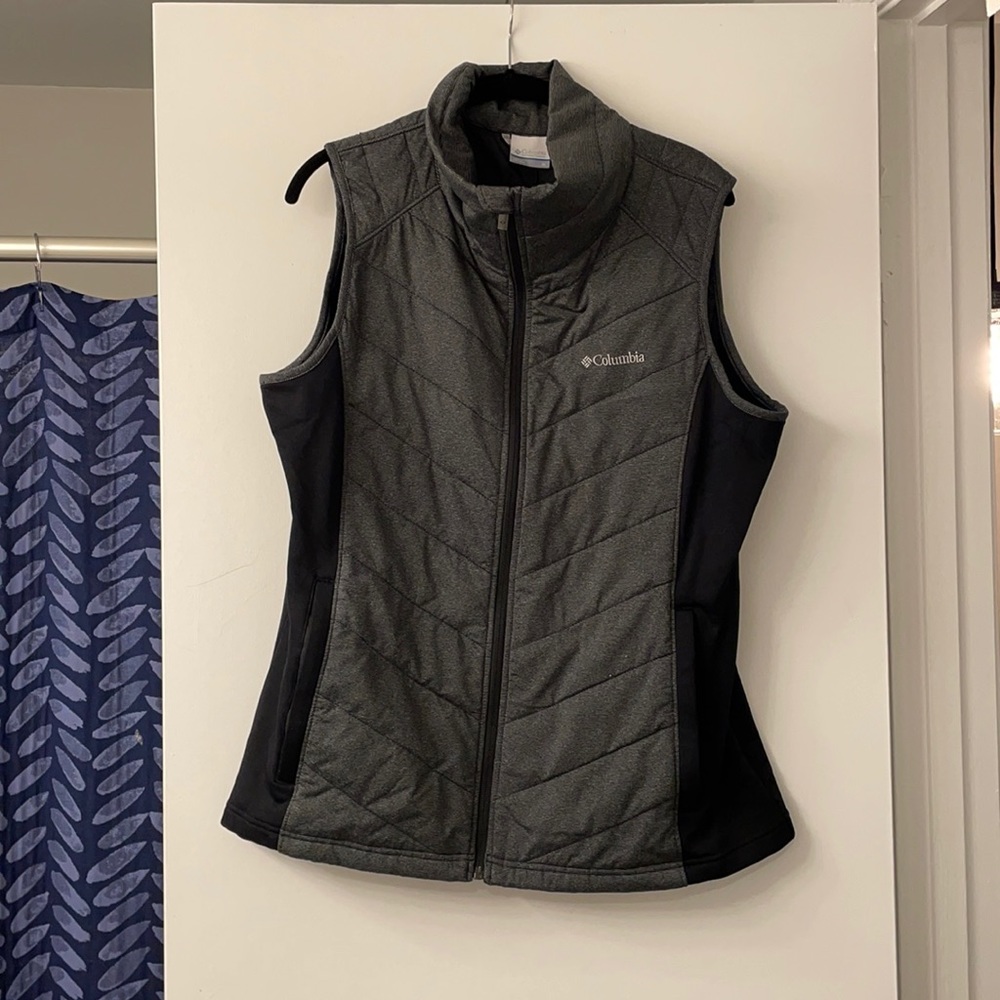 Columbia vest, grey & black, women’s XL